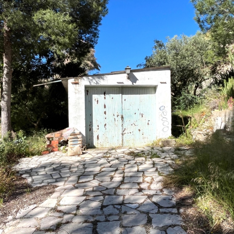 Country House in Petrer (Ref: 18228)