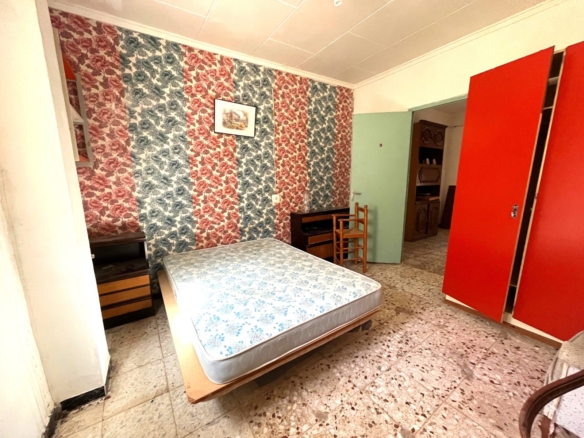 Country House in Petrer (Ref: 18228)