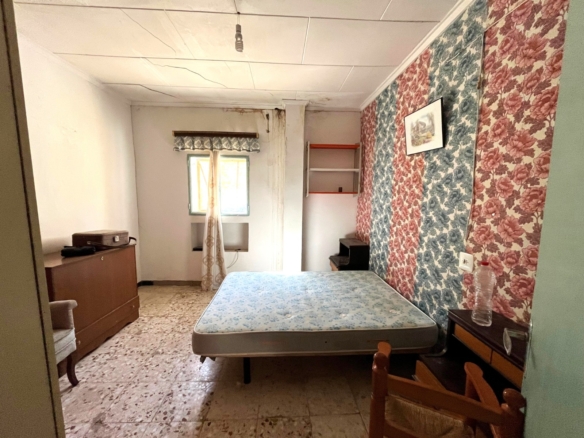 Country House in Petrer (Ref: 18228)