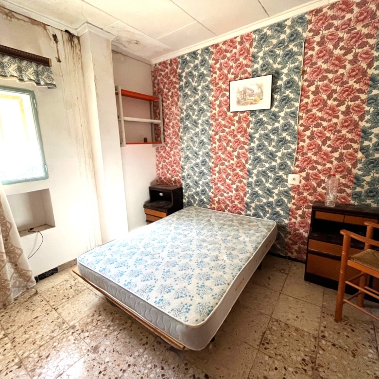 Country House in Petrer (Ref: 18228)