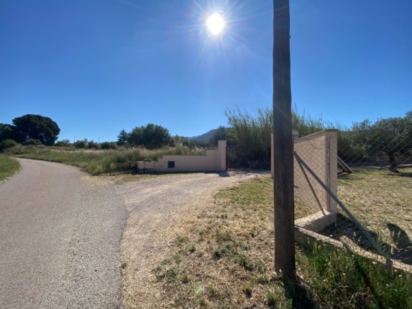 Finca/Rustic Property in Sax (Ref: 18229)