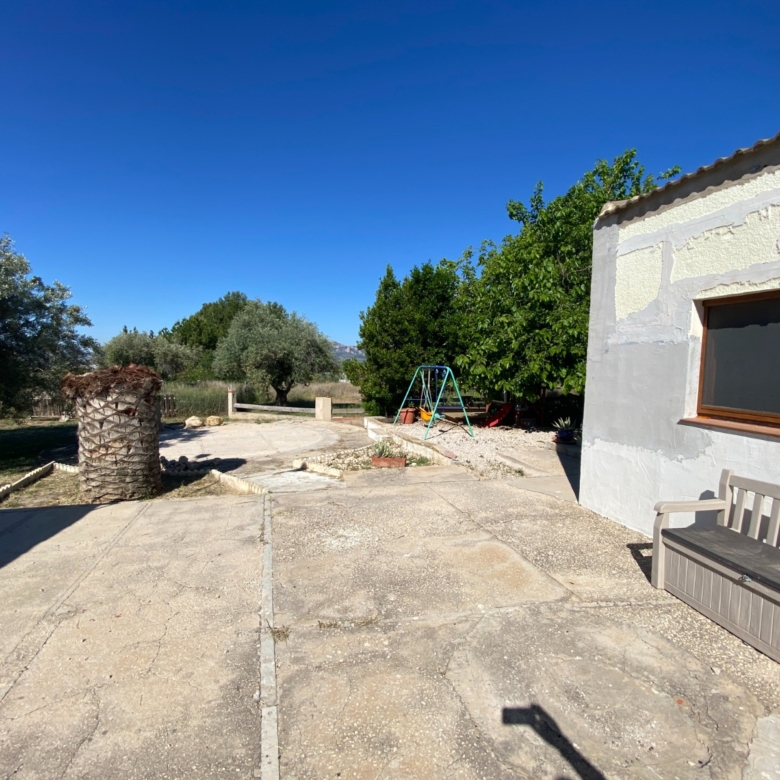 Finca/Rustic Property in Sax (Ref: 18229)
