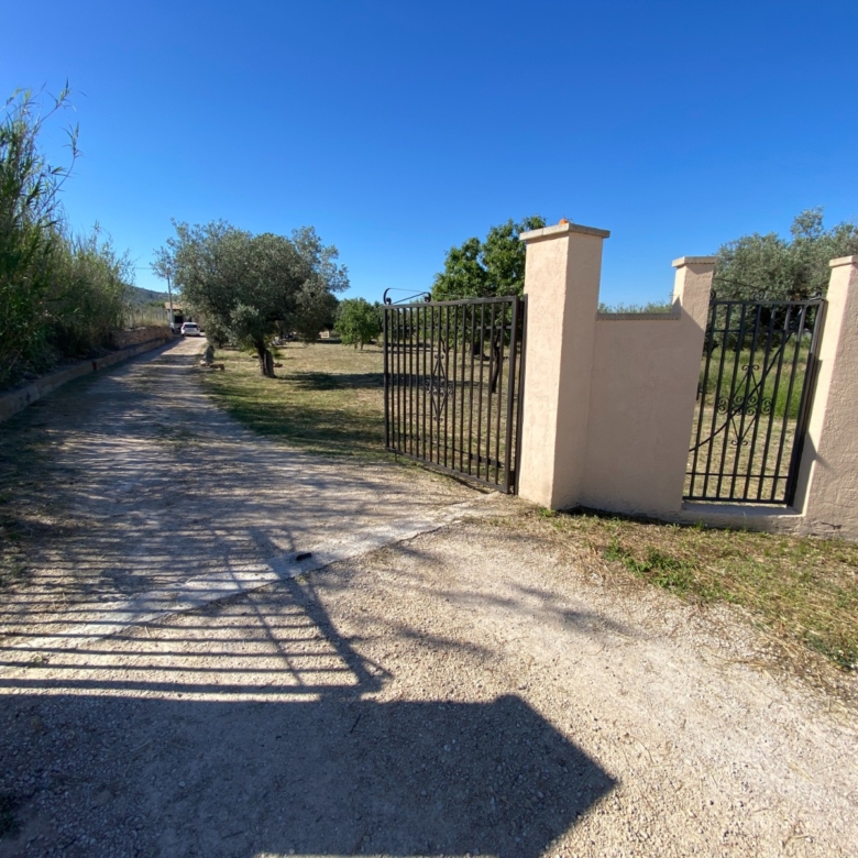 Finca/Rustic Property in Sax (Ref: 18229)