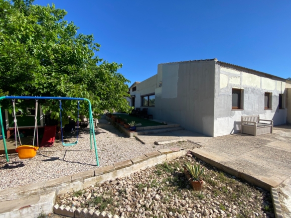 Finca/Rustic Property in Sax (Ref: 18229)
