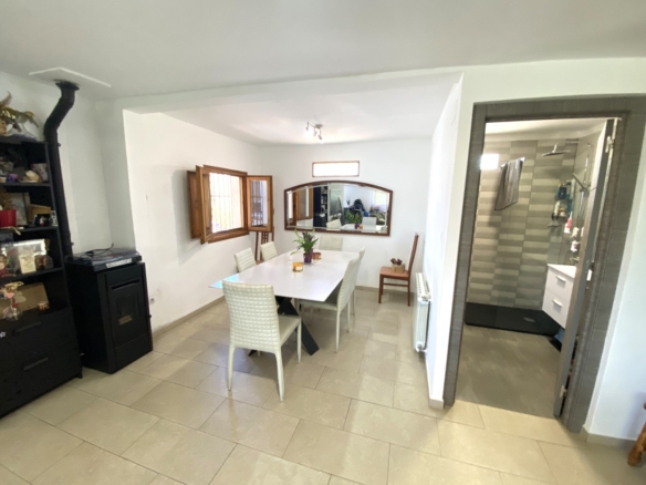 Finca/Rustic Property in Sax (Ref: 18229)