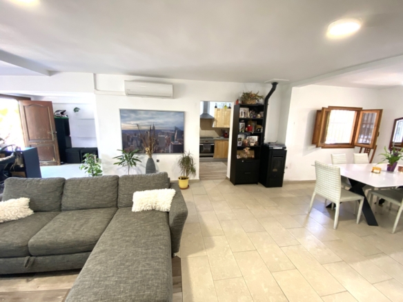 Finca/Rustic Property in Sax (Ref: 18229)