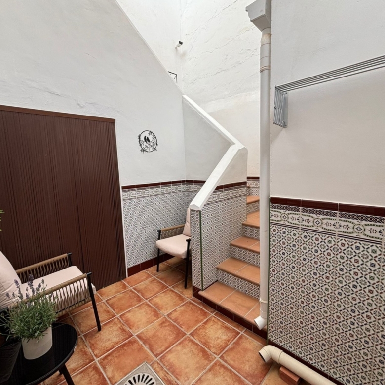 Townhouse in Sax (Ref: 23216)