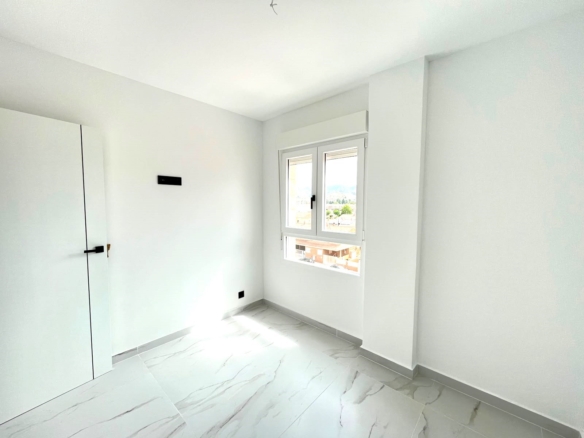 Apartment in Petrer (Ref: 23217)