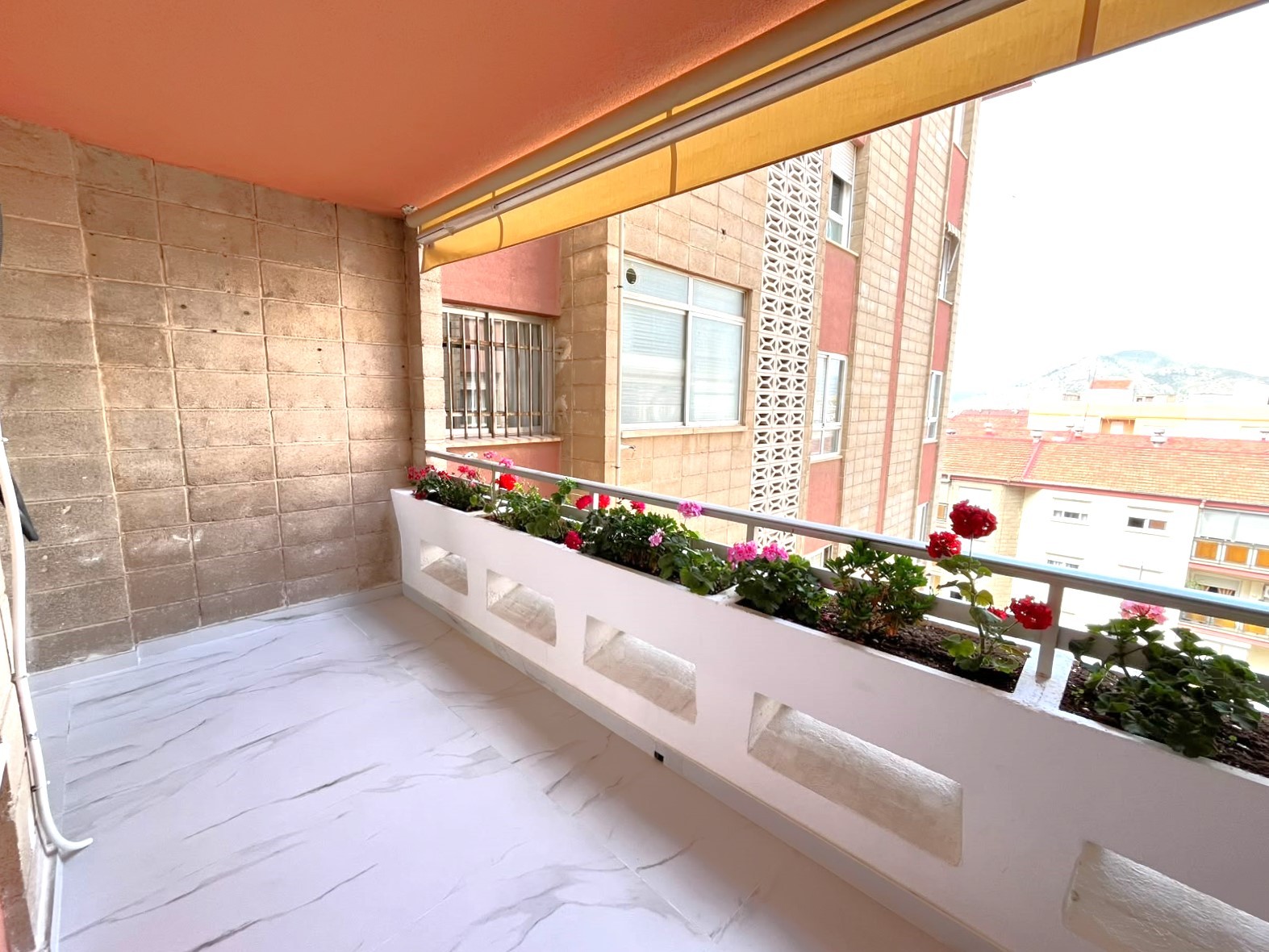 Apartment in Petrer (Ref: 23217)