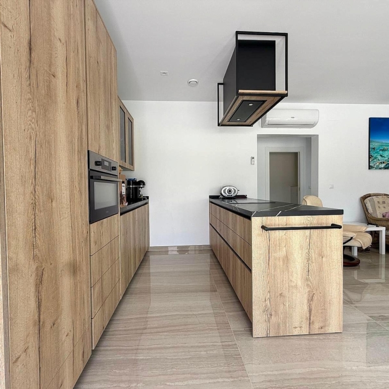 Villa in Salinas (Ref: 7003 ELS9081)