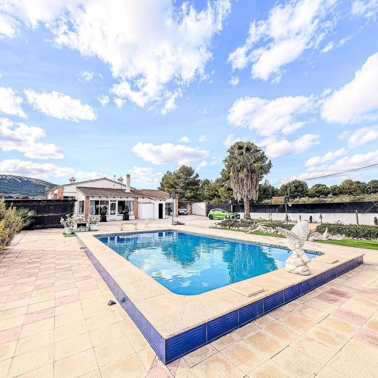 Villa in Castalla (Ref: 9034 JJ7244)