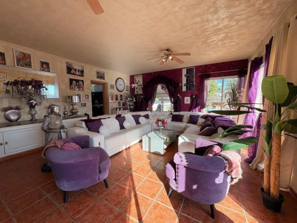 Villa in Castalla (Ref: 9034 JJ7244)