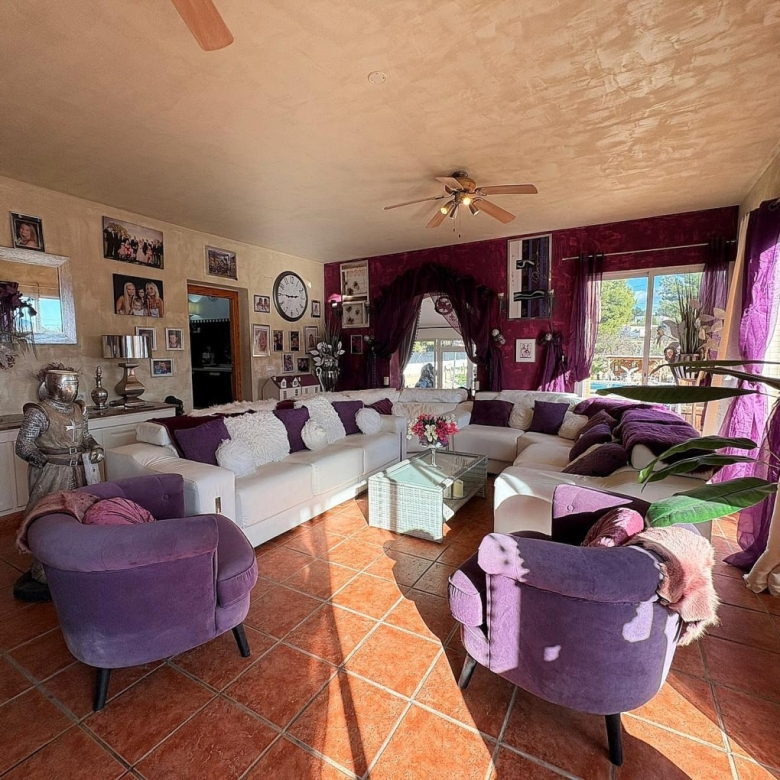 Villa in Castalla (Ref: 9034 JJ7244)