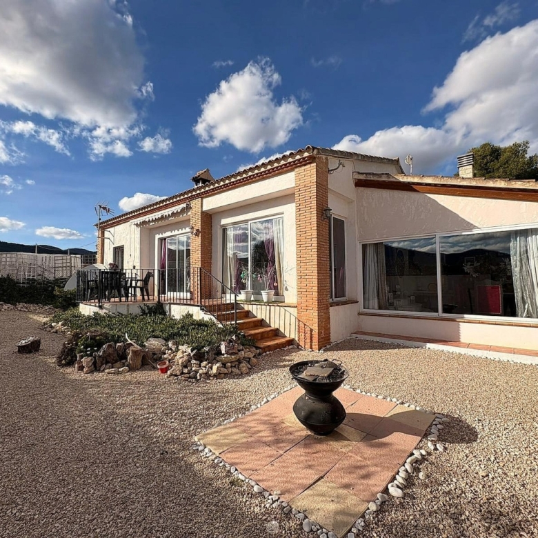 Villa in Castalla (Ref: 9034 JJ7244)