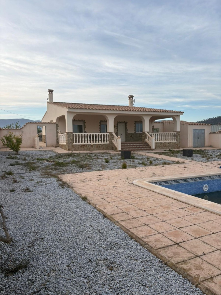 Villa in Monóvar (Ref: 9036 GM7355)