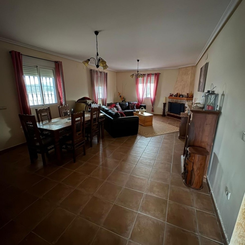 Villa in Monóvar (Ref: 9036 GM7355)