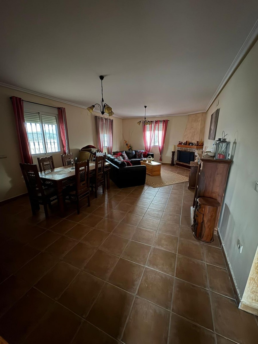 Villa in Monóvar (Ref: 9036 GM7355)