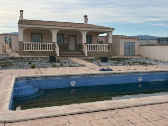 Villa in Monóvar (Ref: 9036 GM7355)