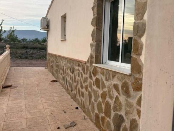 Villa in Monóvar (Ref: 9036 GM7355)
