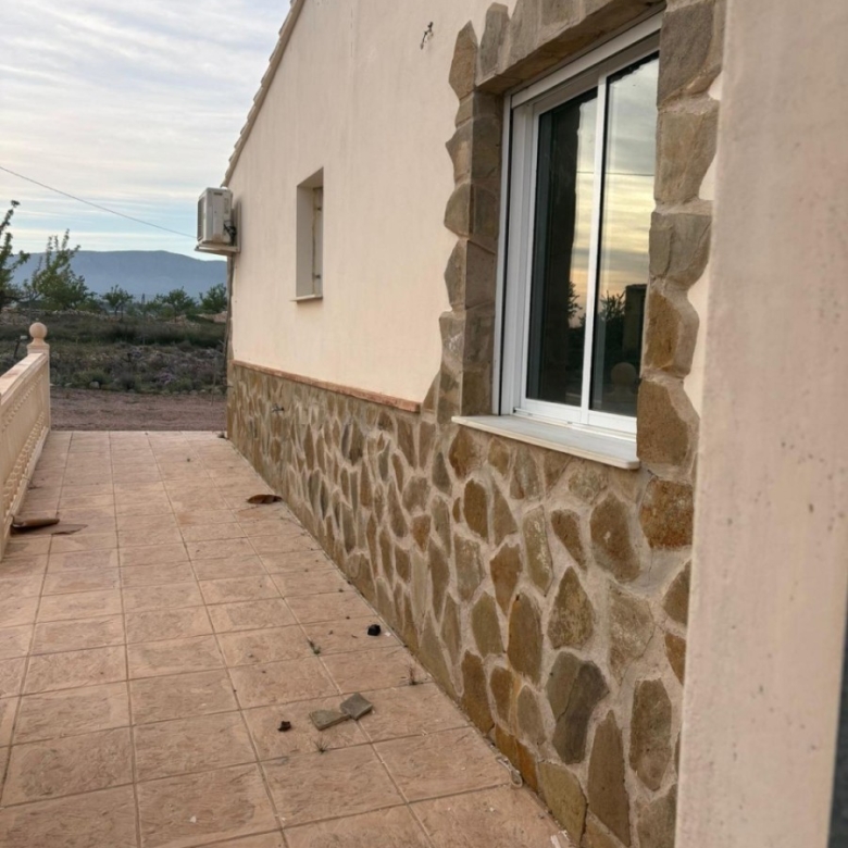 Villa in Monóvar (Ref: 9036 GM7355)