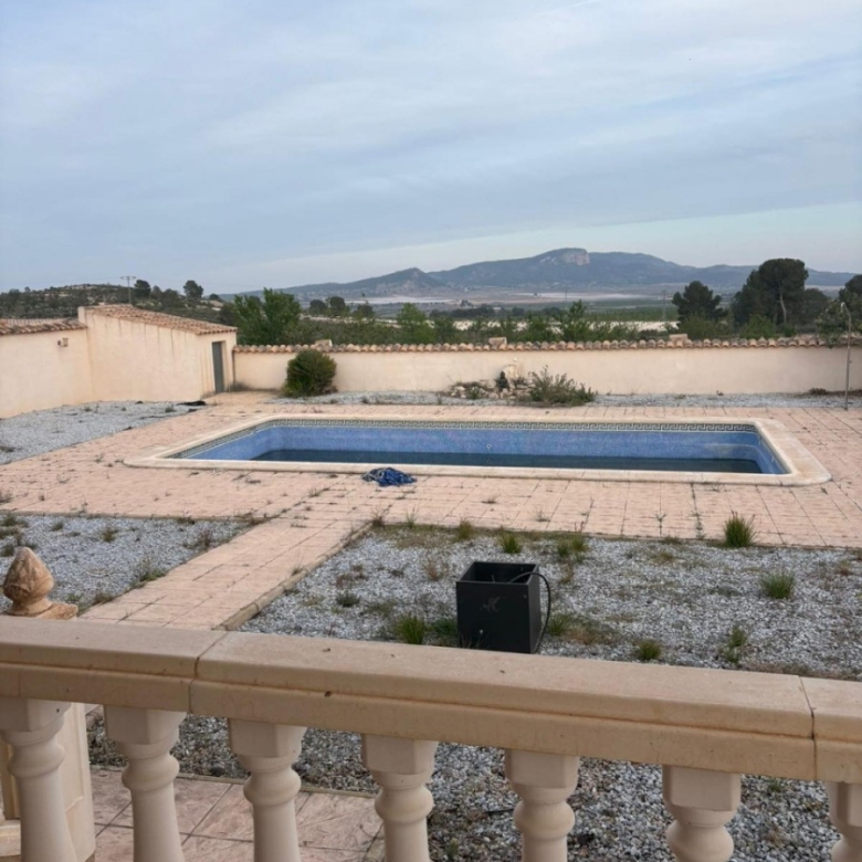 Villa in Monóvar (Ref: 9036 GM7355)