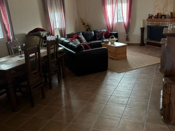 Villa in Monóvar (Ref: 9036 GM7355)