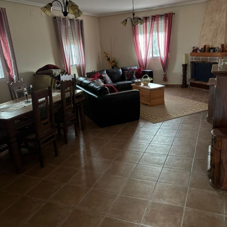 Villa in Monóvar (Ref: 9036 GM7355)
