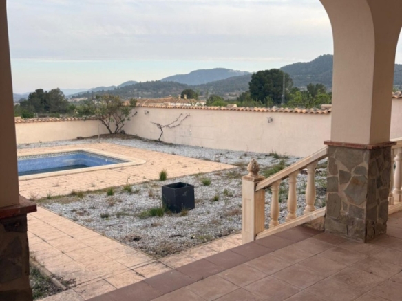 Villa in Monóvar (Ref: 9036 GM7355)