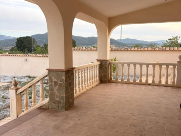 Villa in Monóvar (Ref: 9036 GM7355)