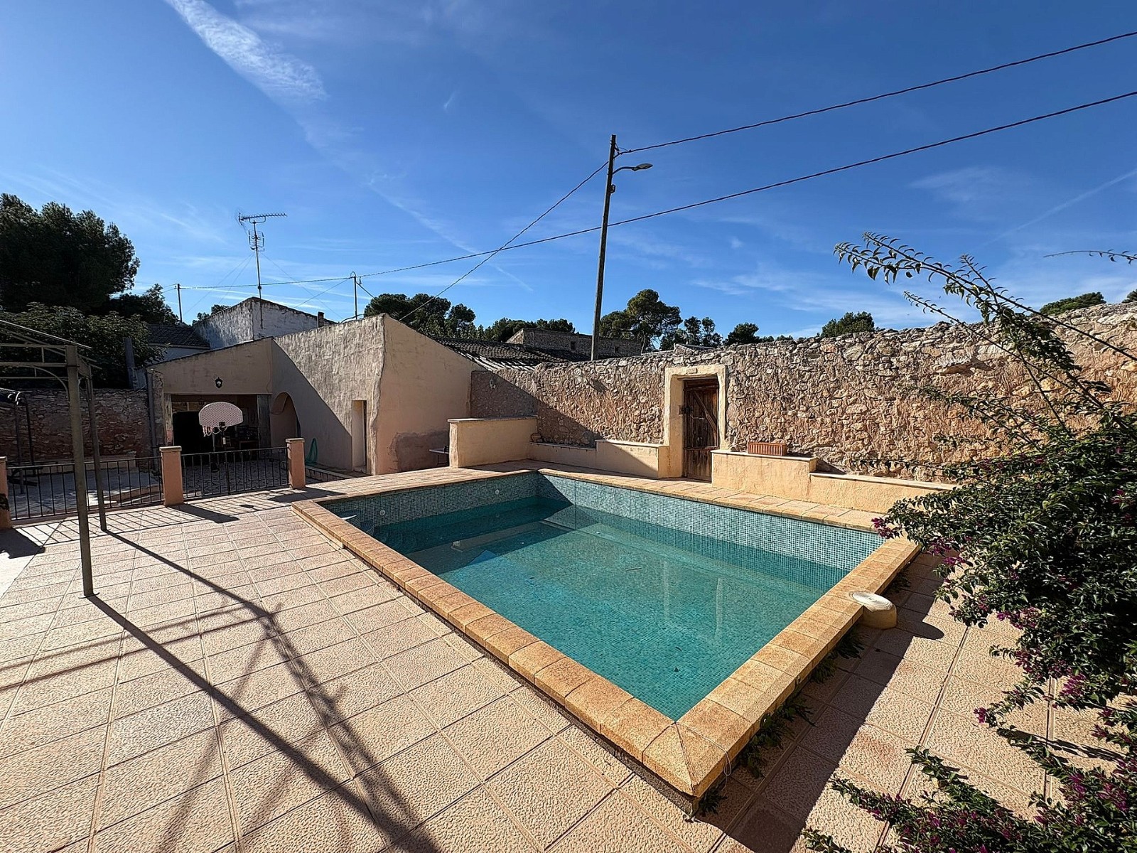 Townhouse in Monóvar (Ref: 9037 JJ7239)