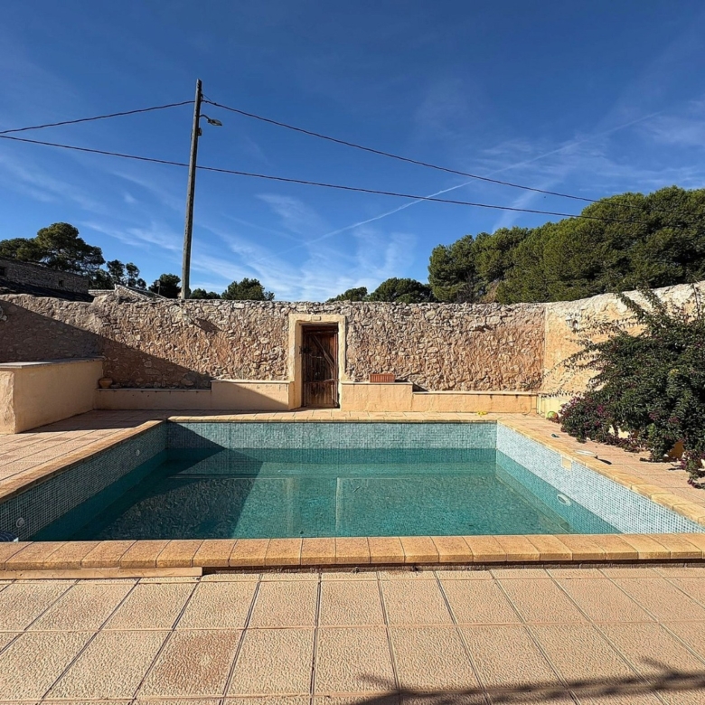 Townhouse in Monóvar (Ref: 9037 JJ7239)