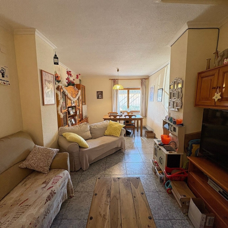 Townhouse in Monóvar (Ref: 9037 JJ7239)
