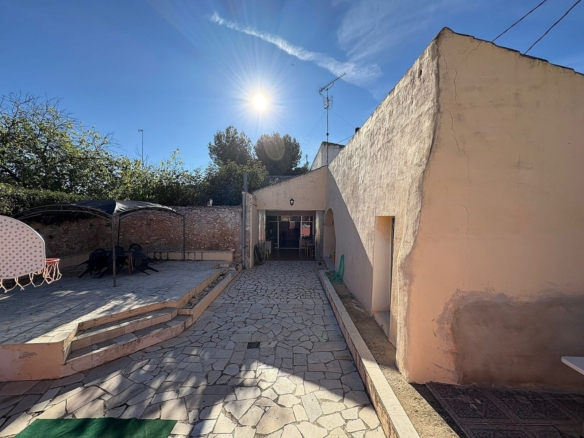 Townhouse in Monóvar (Ref: 9037 JJ7239)