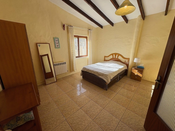 Townhouse in Monóvar (Ref: 9037 JJ7239)
