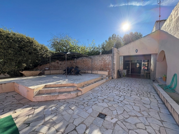 Townhouse in Monóvar (Ref: 9037 JJ7239)