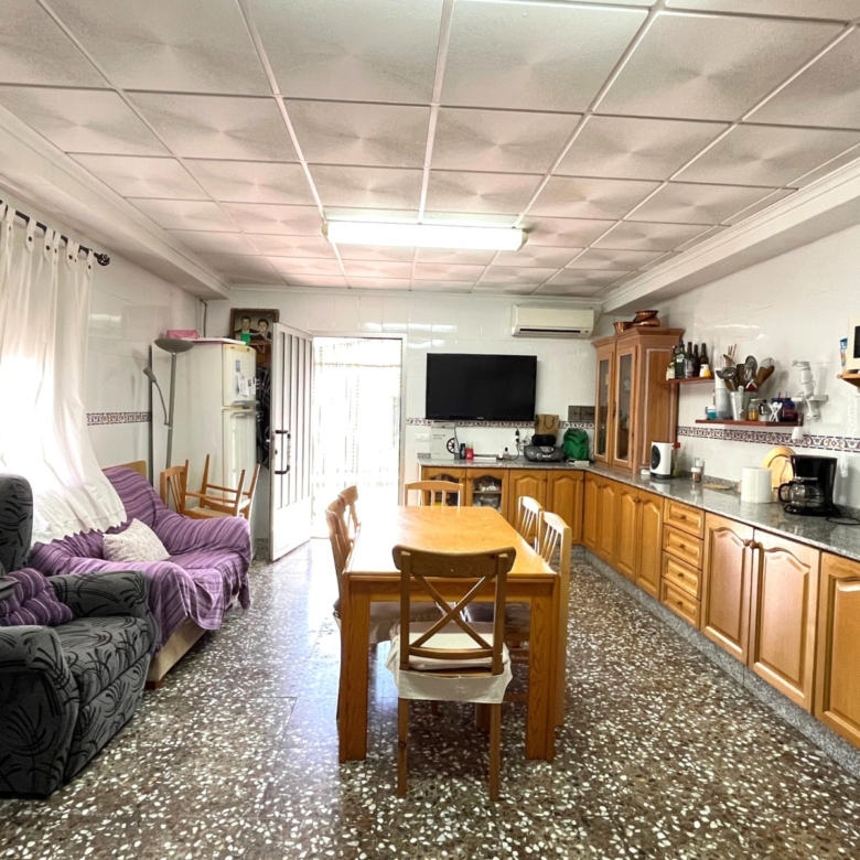 Townhouse in Salinas (Ref: 23218)