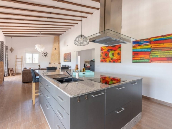 Villa in La Romana (Ref: 9039 GM2265)