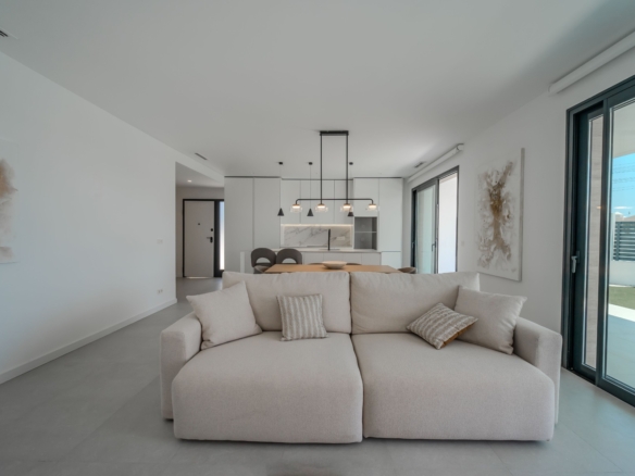 Detached Villa in Ciudad Quesada (Ref: DLF142)