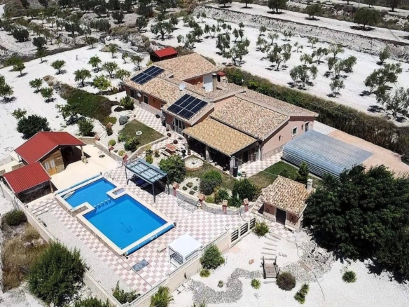 Villa in Castalla (Ref: 9041 HH14335)