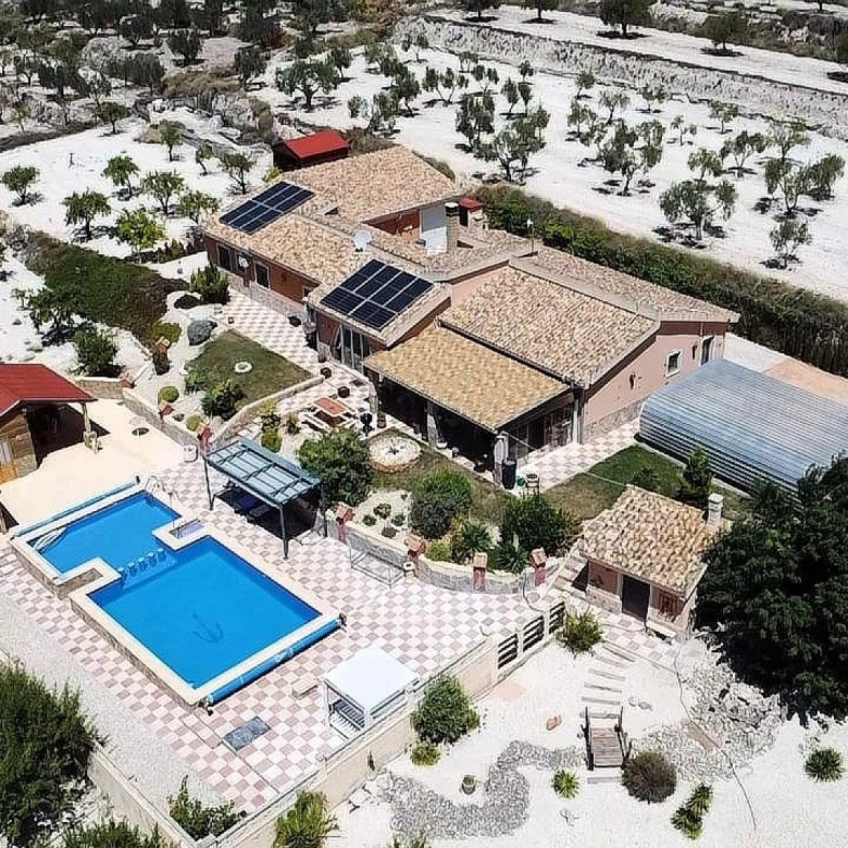 Villa in Castalla (Ref: 9041 HH14335)