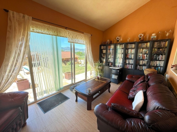 Villa in Castalla (Ref: 9041 HH14335)