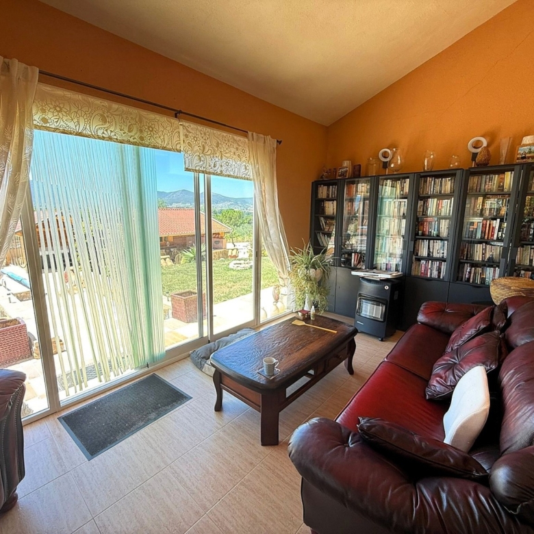 Villa in Castalla (Ref: 9041 HH14335)