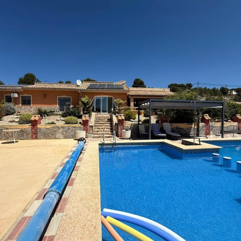 Villa in Castalla (Ref: 9041 HH14335)