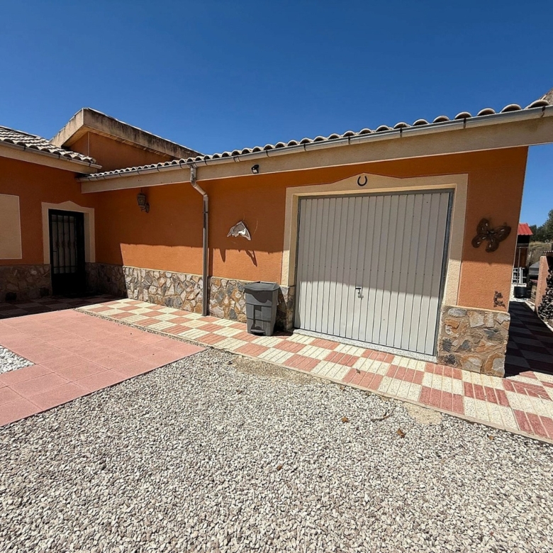 Villa in Castalla (Ref: 9041 HH14335)