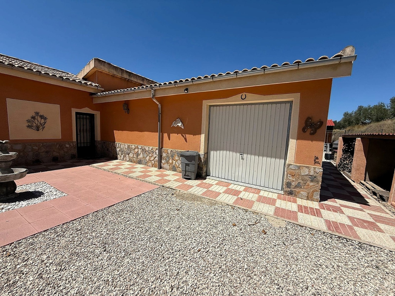 Villa in Castalla (Ref: 9041 HH14335)