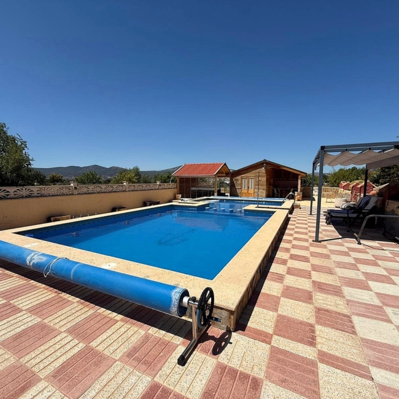 Villa in Castalla (Ref: 9041 HH14335)