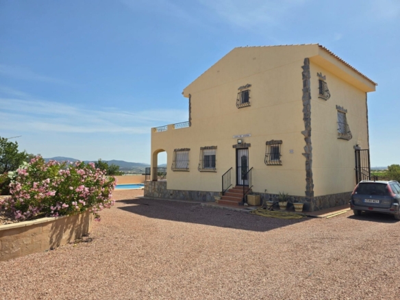 Villa in Monóvar (Ref: 5041 IVD13879)