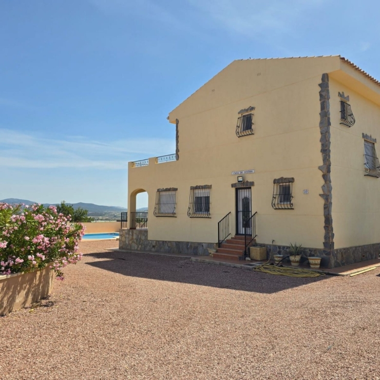 Villa in Monóvar (Ref: 5041 IVD13879)