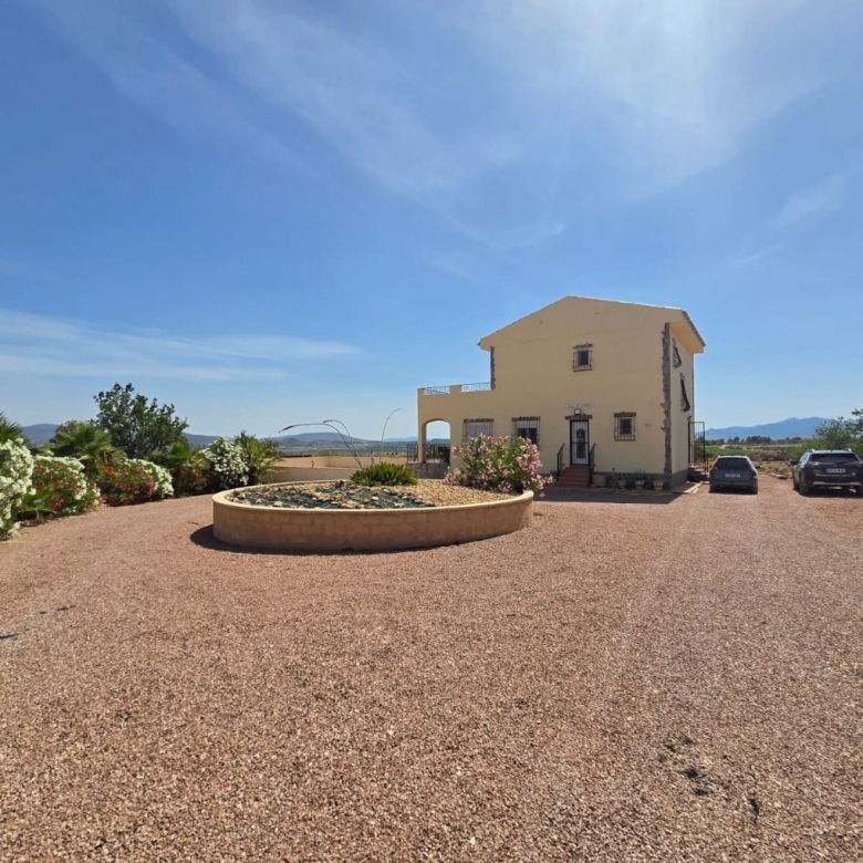 Villa in Monóvar (Ref: 5041 IVD13879)