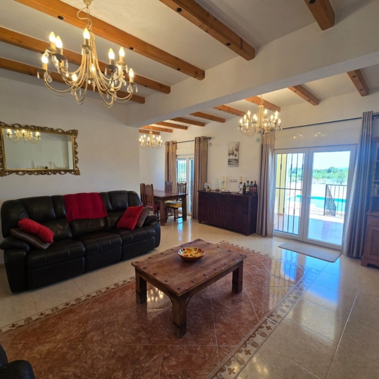 Villa in Monóvar (Ref: 5041 IVD13879)
